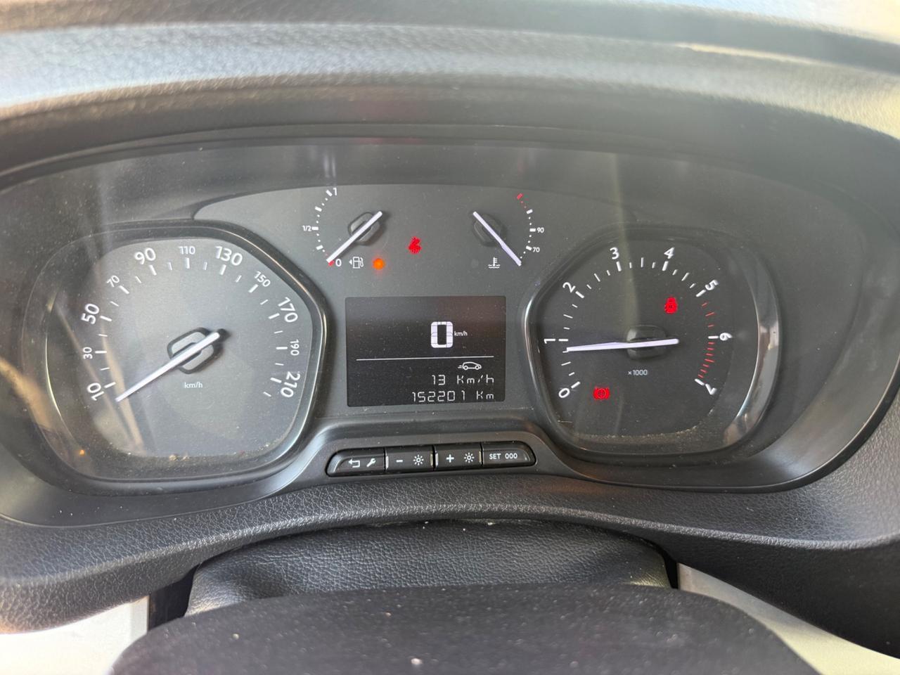 Citroen Spacetourer 2.0 Cv 150 Gancio Traino