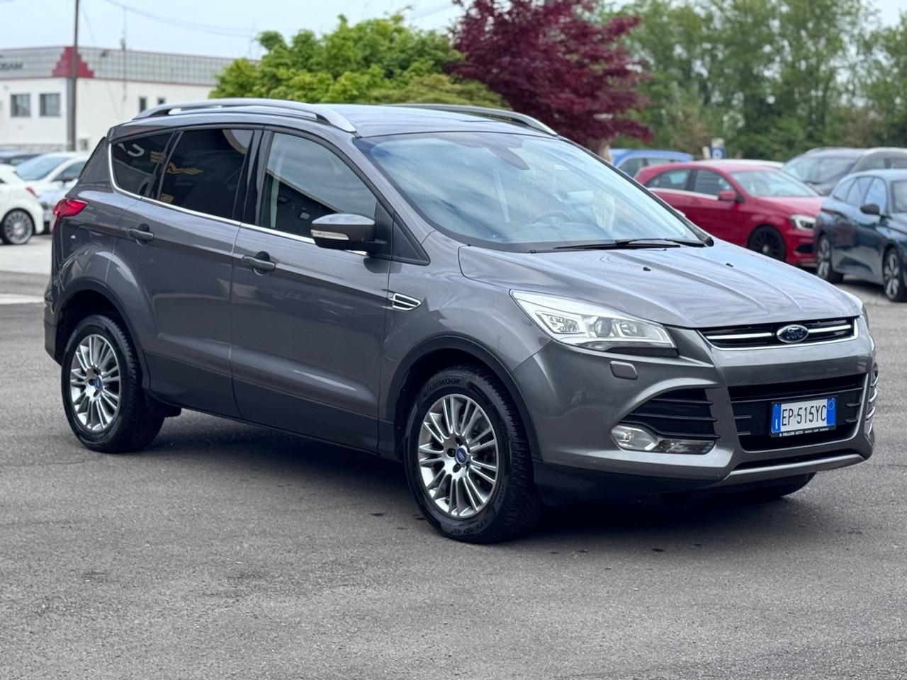 FORD Kuga 2.0 TDCI 140 CV 4WD Titanium