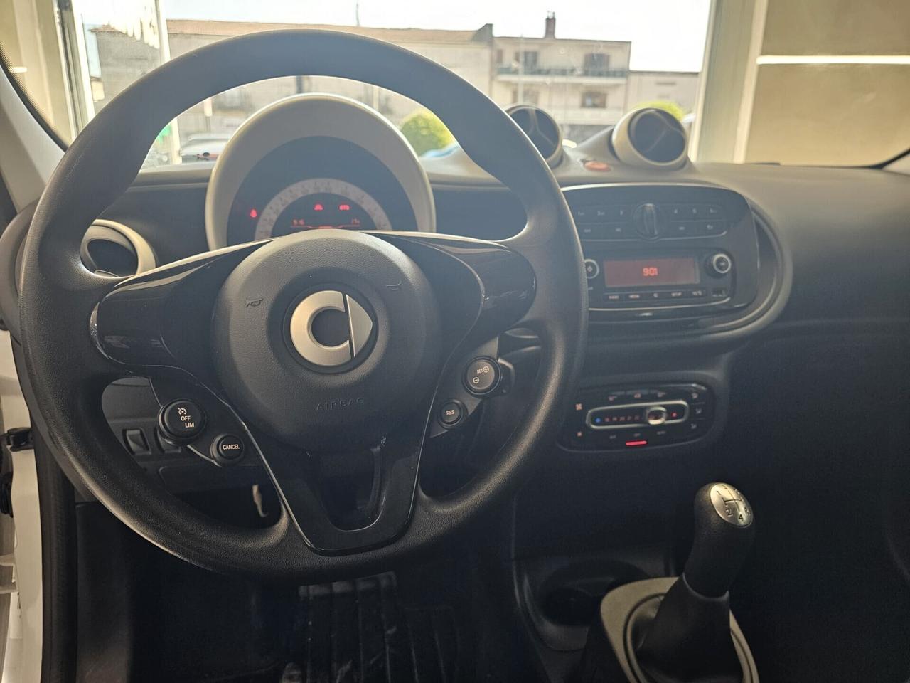 NUOVA SMART FORFOUR PASSION EDITION 1.0 TURBO BENZ 71CV BLACK LINE