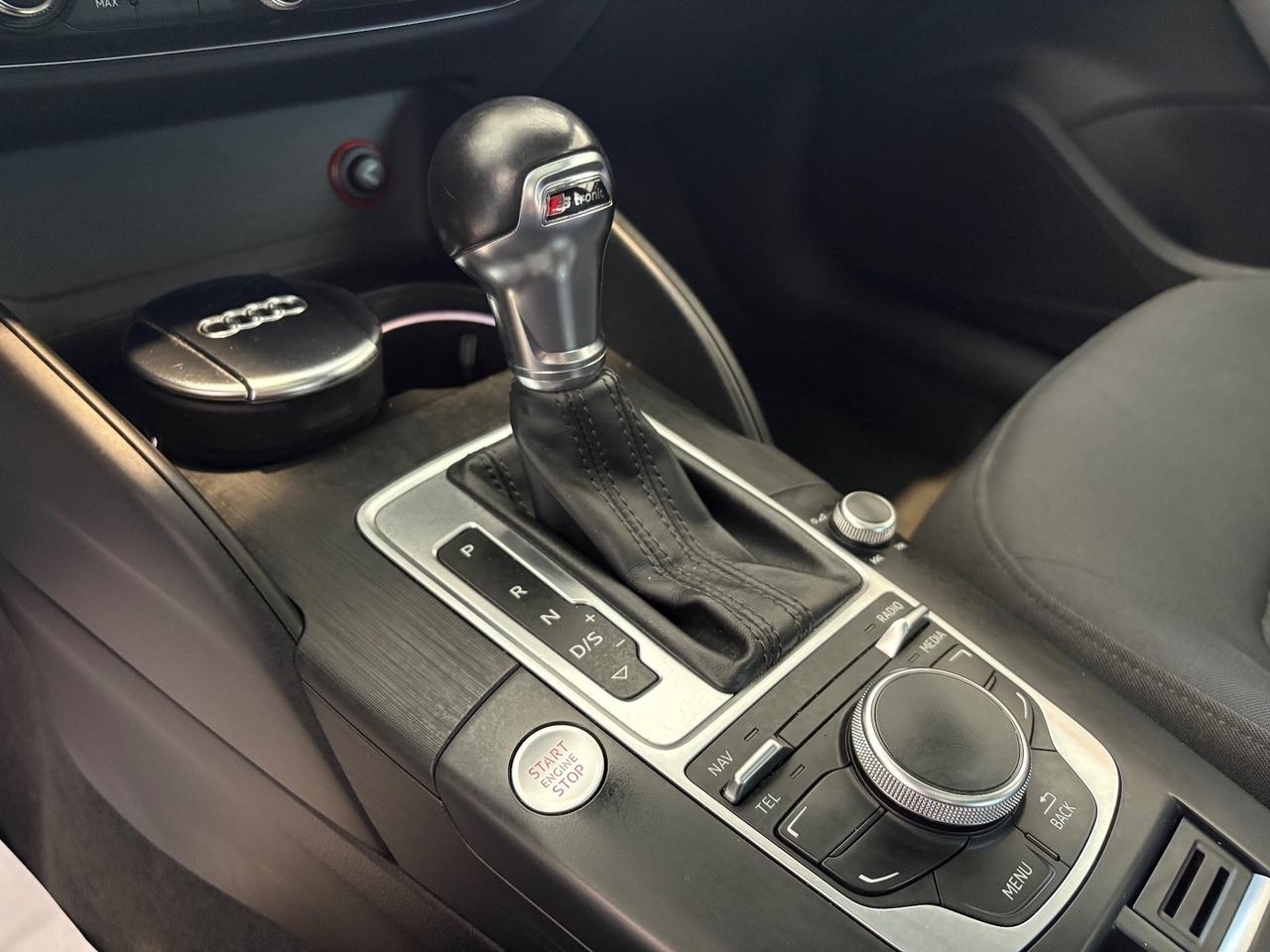 Audi A3 1.6 TDI clean diesel S tronic Ambition
