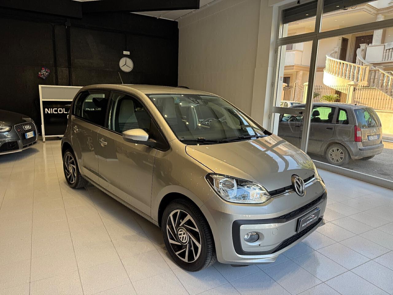 Volkswagen up! 1.0 5p. move “62.000KM”