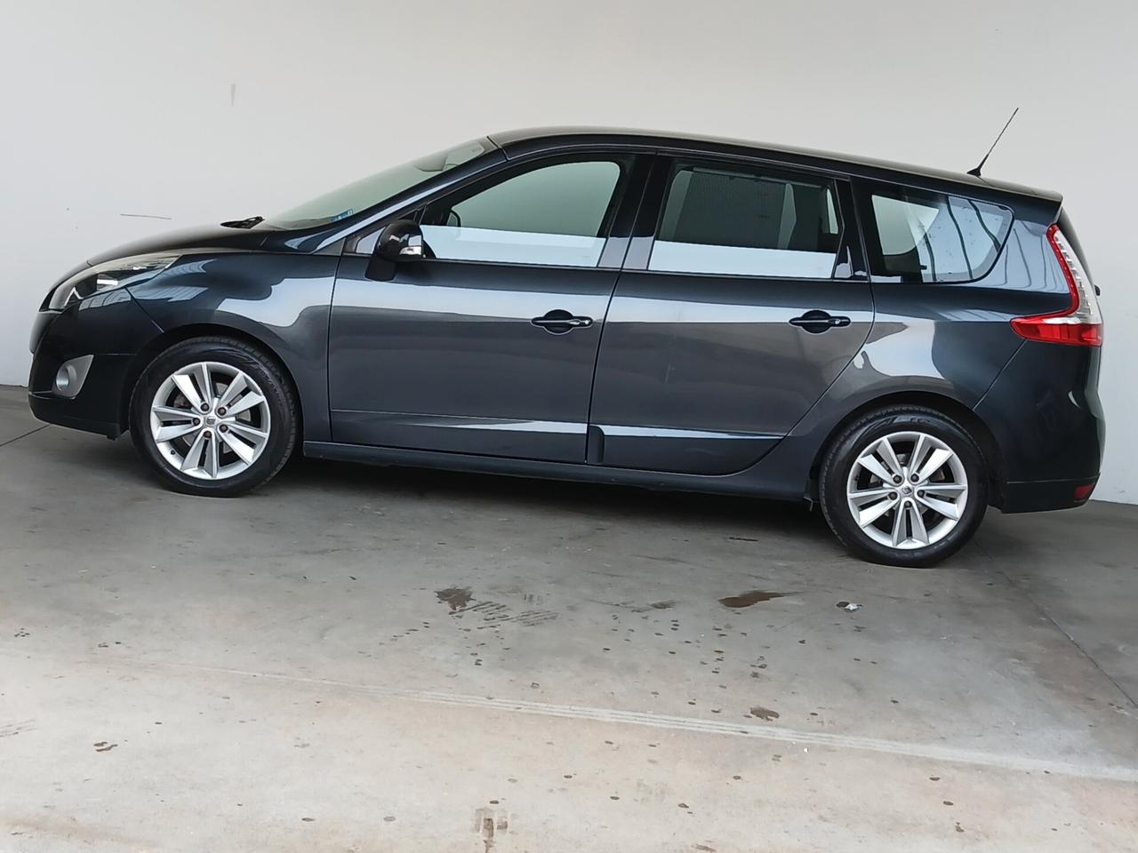 Grand Scénic 7 POSTI 99 000 KM TAGLIANDI RENAULT