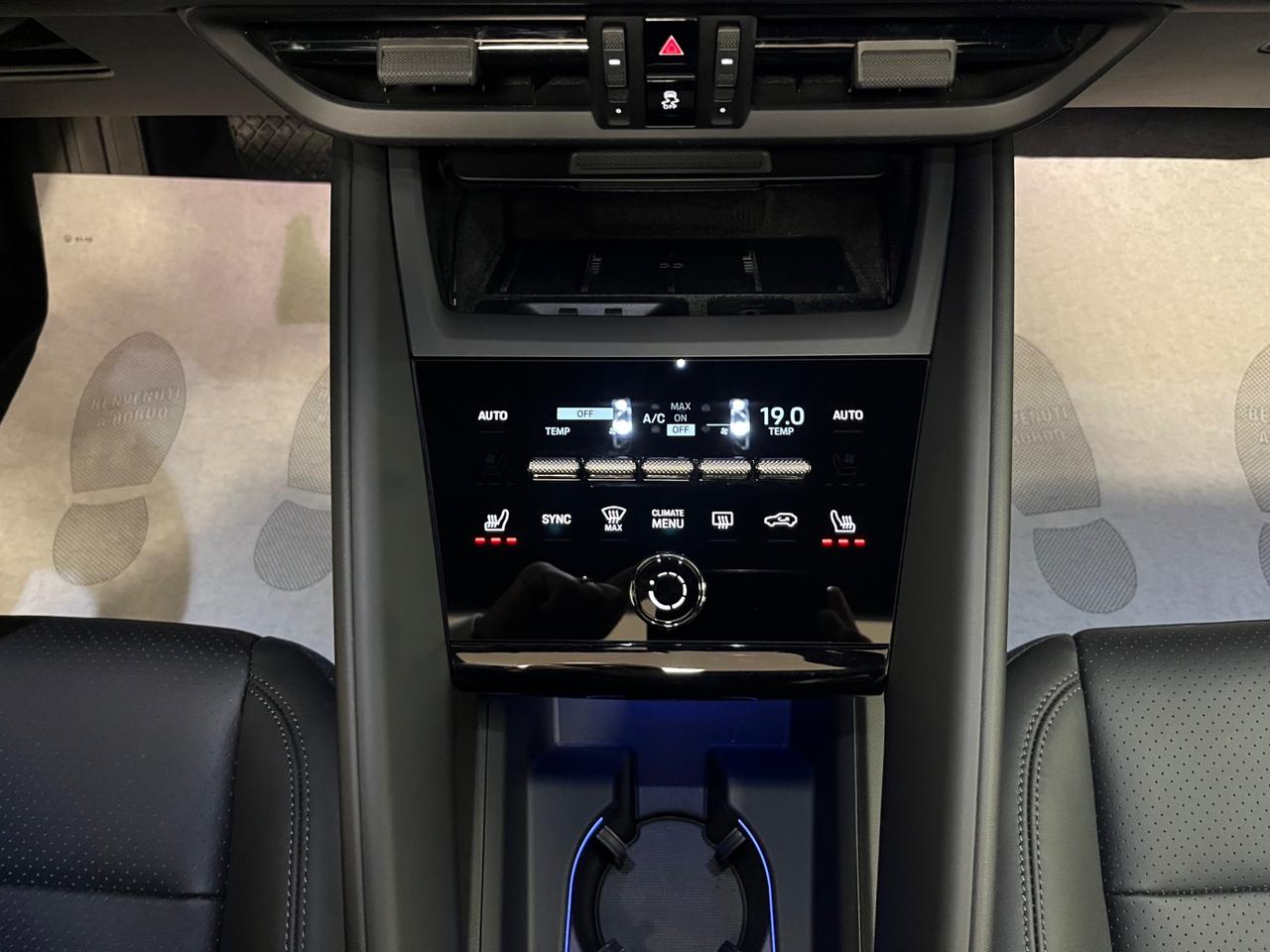 Porsche Macan EV 10000km 2025’