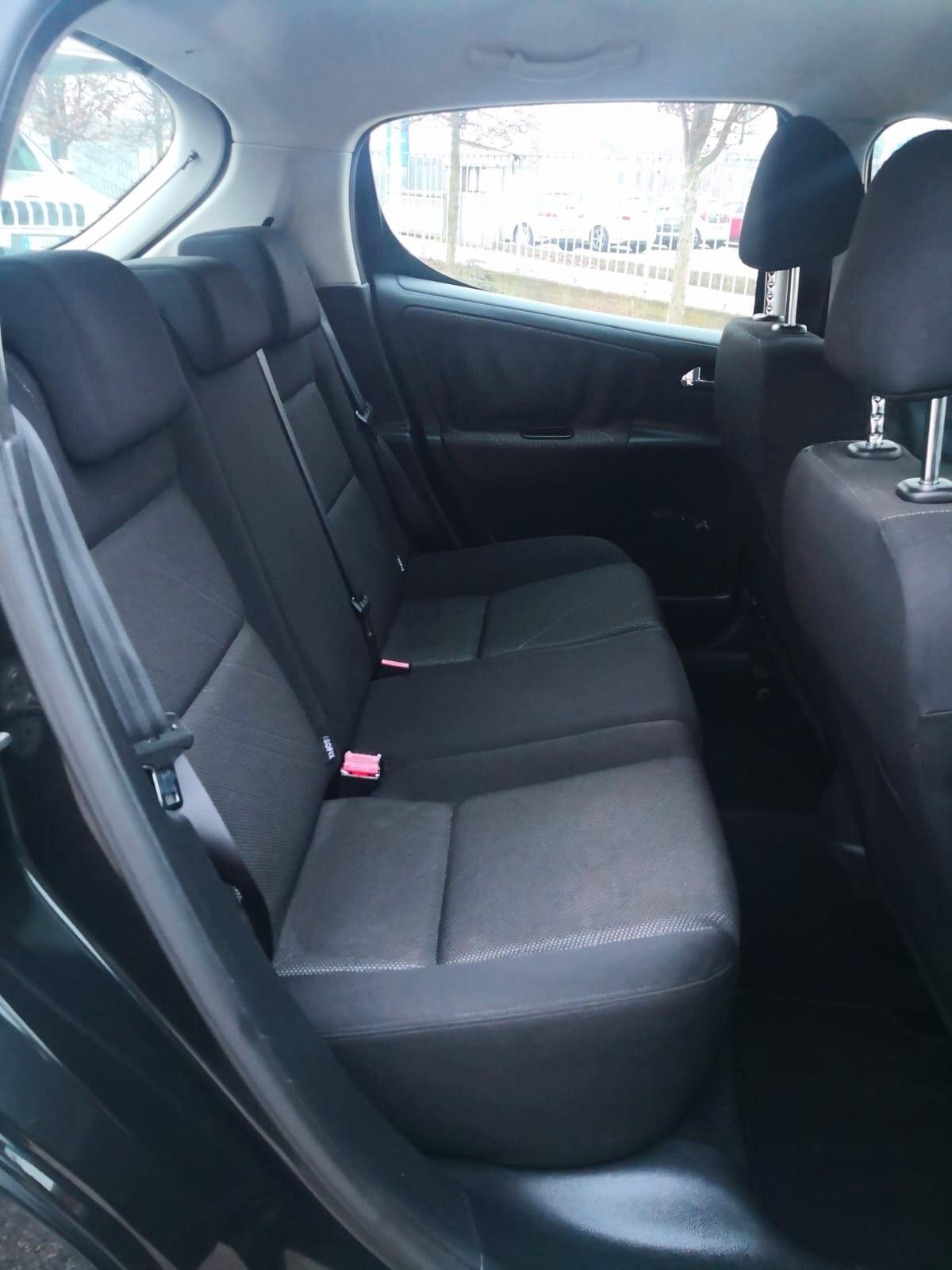 Peugeot 207 1.4 benz 95CV 5p. ***NEOPATENTATI***