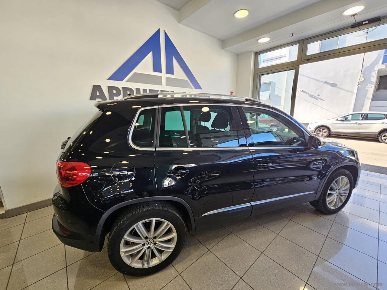 VOLKSWAGEN Tiguan 2.0 TDI 140CV Sport & Style BMT