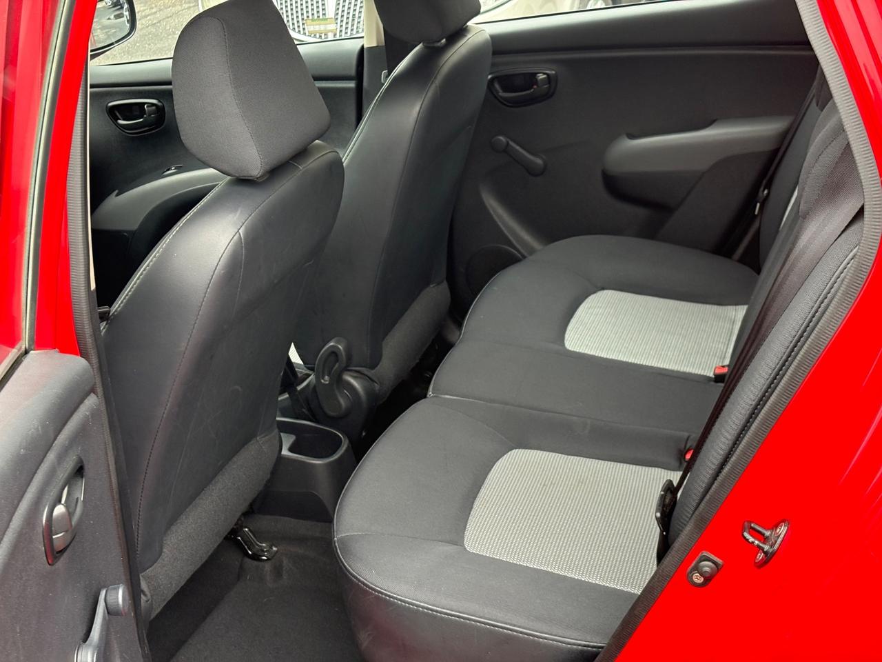 Hyundai i10 1.1 12V Fiorucci Soft Top