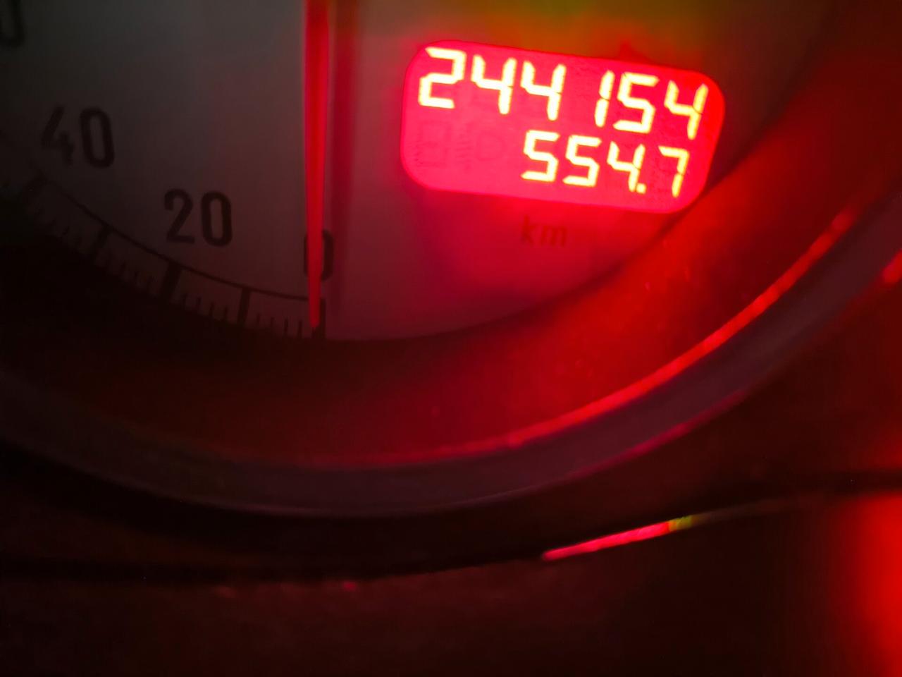 Alfa Romeo 147 1.9 JTD (120) 5 porte Distinctive
