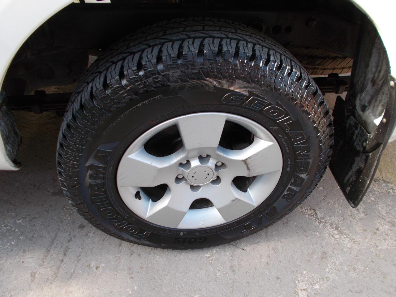 Nissan Navara 2.5 dCi 190CV 4 porte Double Cab LE