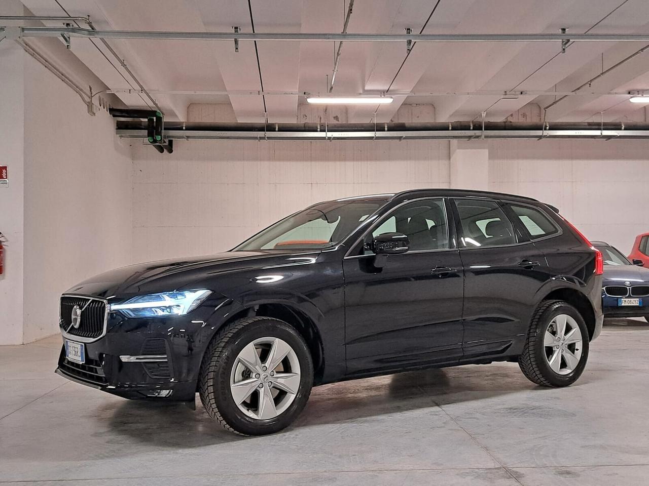 Volvo XC 60 2000 B4 (D) Mild-Hybrid Momentum AWD Automatico