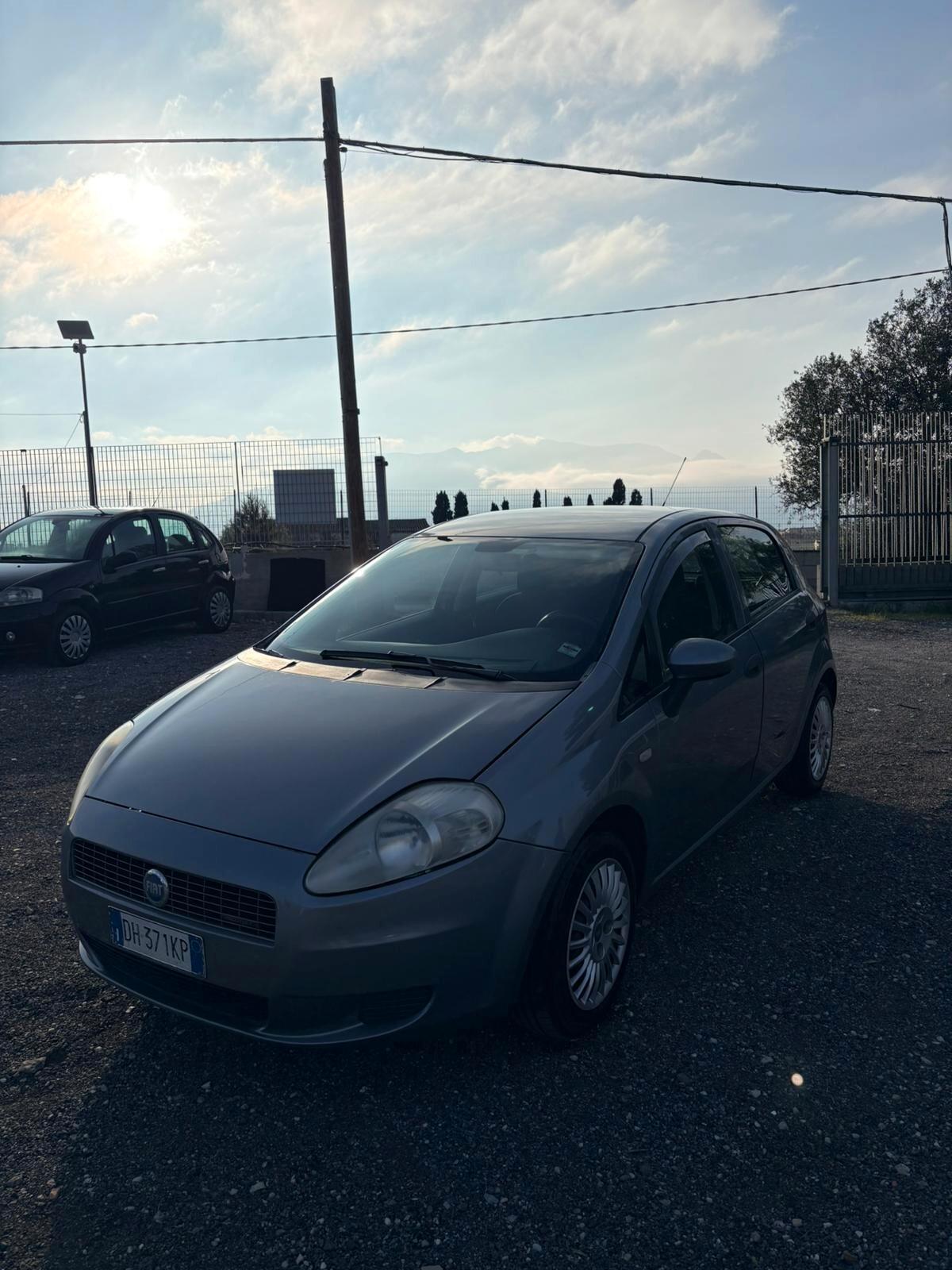 Fiat Grande Punto 1.3 MJT 75 CV 5 porte Active