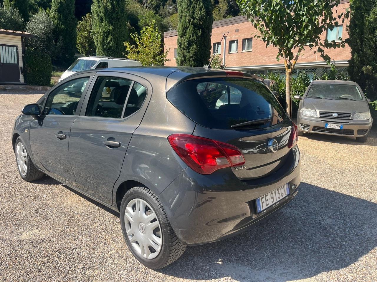 Opel Corsa 1.4 90CV GPL Tech 5 porte Innovation