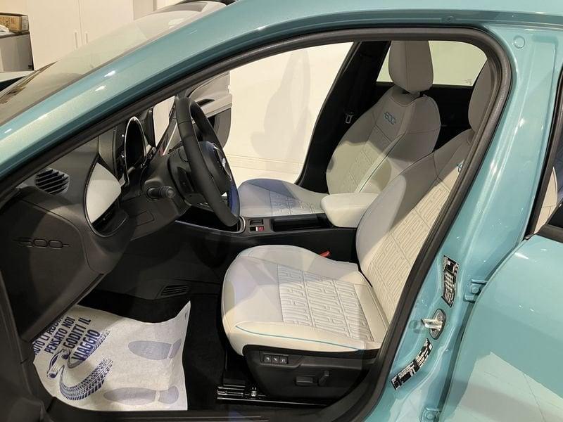 FIAT 600 600 Hybrid 110 CV DCT MHEV La Prima