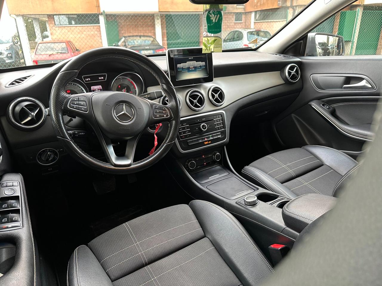 Mercedes-benz CLA 220 4Matic Automatic Sport