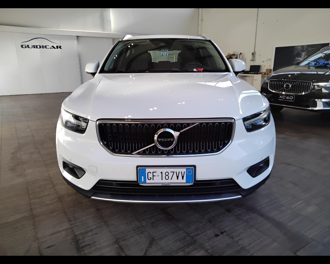 VOLVO XC40 - XC40 2.0 d3 Momentum Pro auto my21