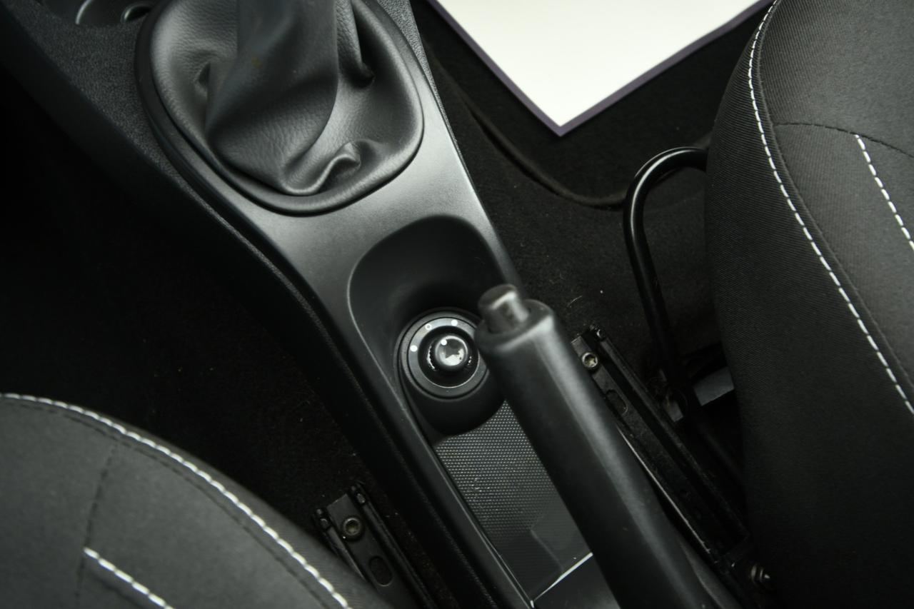 DACIA Duster 1.6 Ambiance 4x2 s&s 115cv my16 NEOPATENTATI+BLUETOOTH