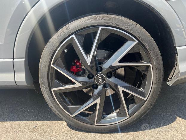 AUDI RS Q3 SPB quattro S tronic