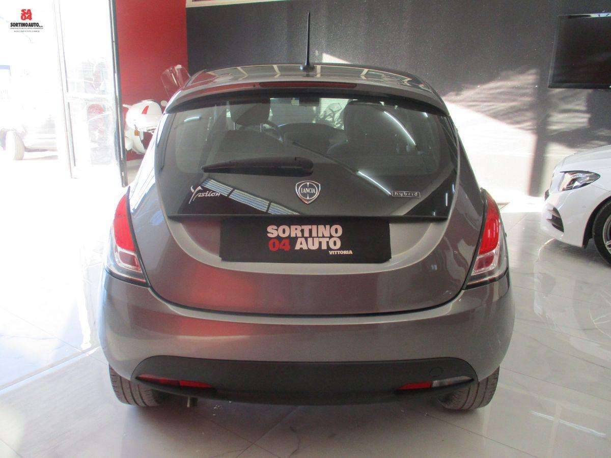 LANCIA Ypsilon 1.0 FireFly 5p.S&S Hybrid Silver-2022