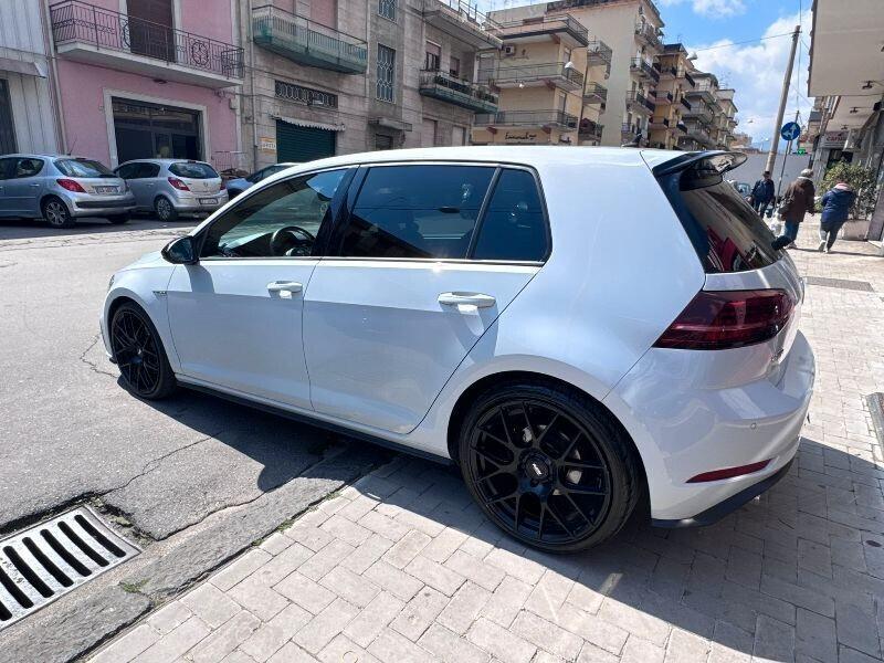 Volkswagen Golf GTD 2.0 TDI DSG 5p. BlueMotion Technology