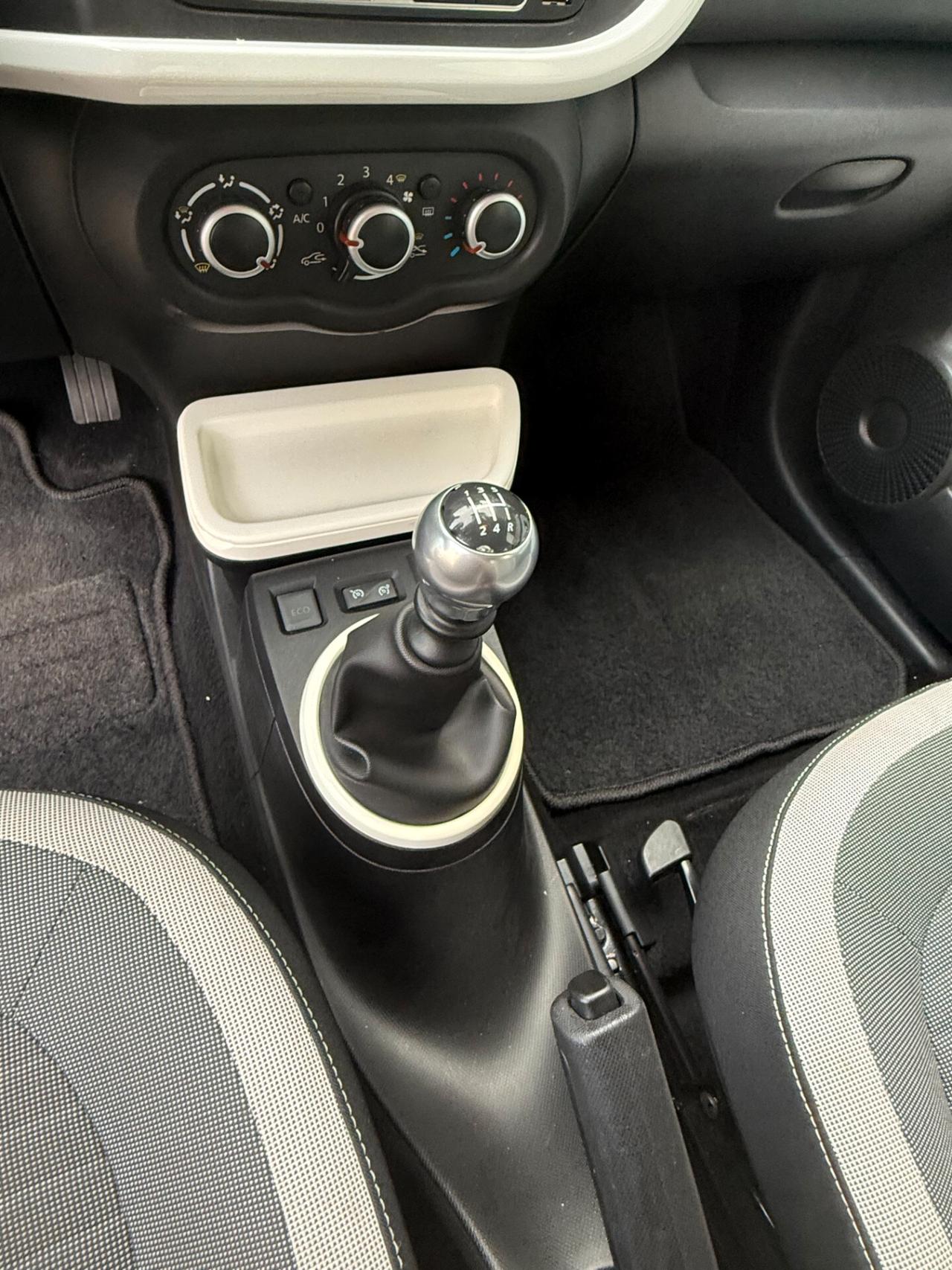 Renault Twingo 1.0 90 Cv TURBO 5 PORTE LIMITED ANCHE IMPIANTO GPL SU RICHIESTA