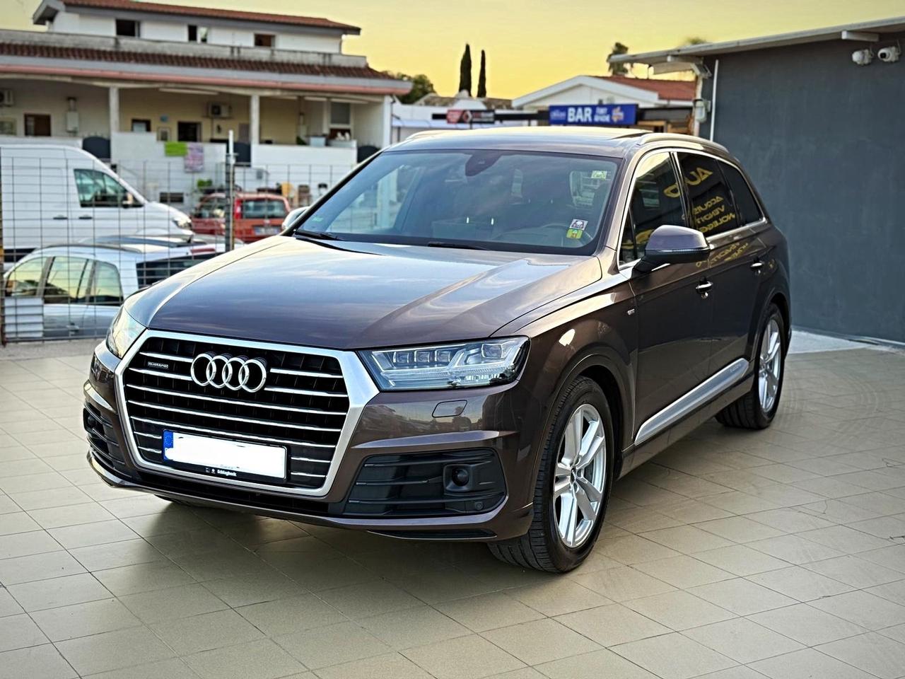 Audi Q7 3.0 TDI 272 CV quattro tiptronic Business Plus