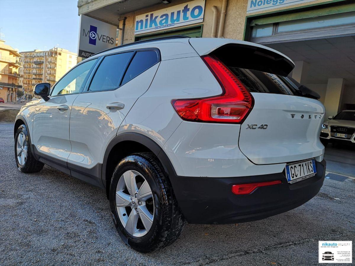 VOLVO XC40 2.0 150cv D3 Geartronic 2020