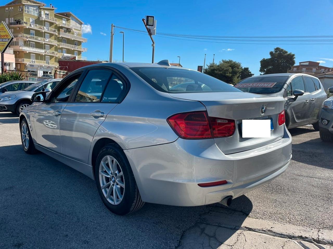 Bmw 318 2.00 Td 5P 143 cv - 2015