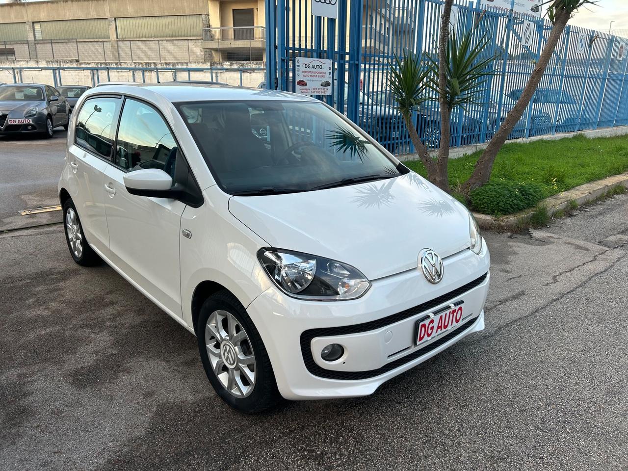 Volkswagen Up 1.0 benzina 75 cavalli 2012