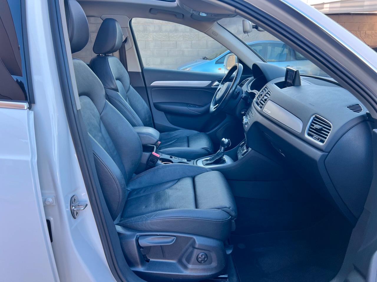 Audi Q3 2.0 tdi 150CV Sport quattro s-tronic TETTO/PELLE