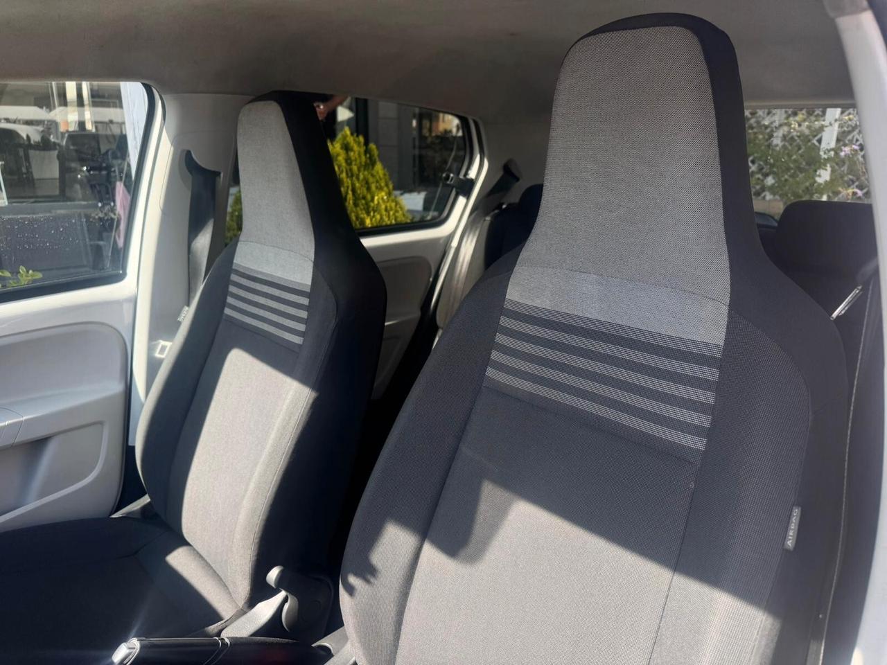 Volkswagen up! 1.0 5p. move