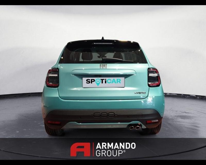 FIAT 600 (2023-->) Hybrid 145 CV DCT MHEV