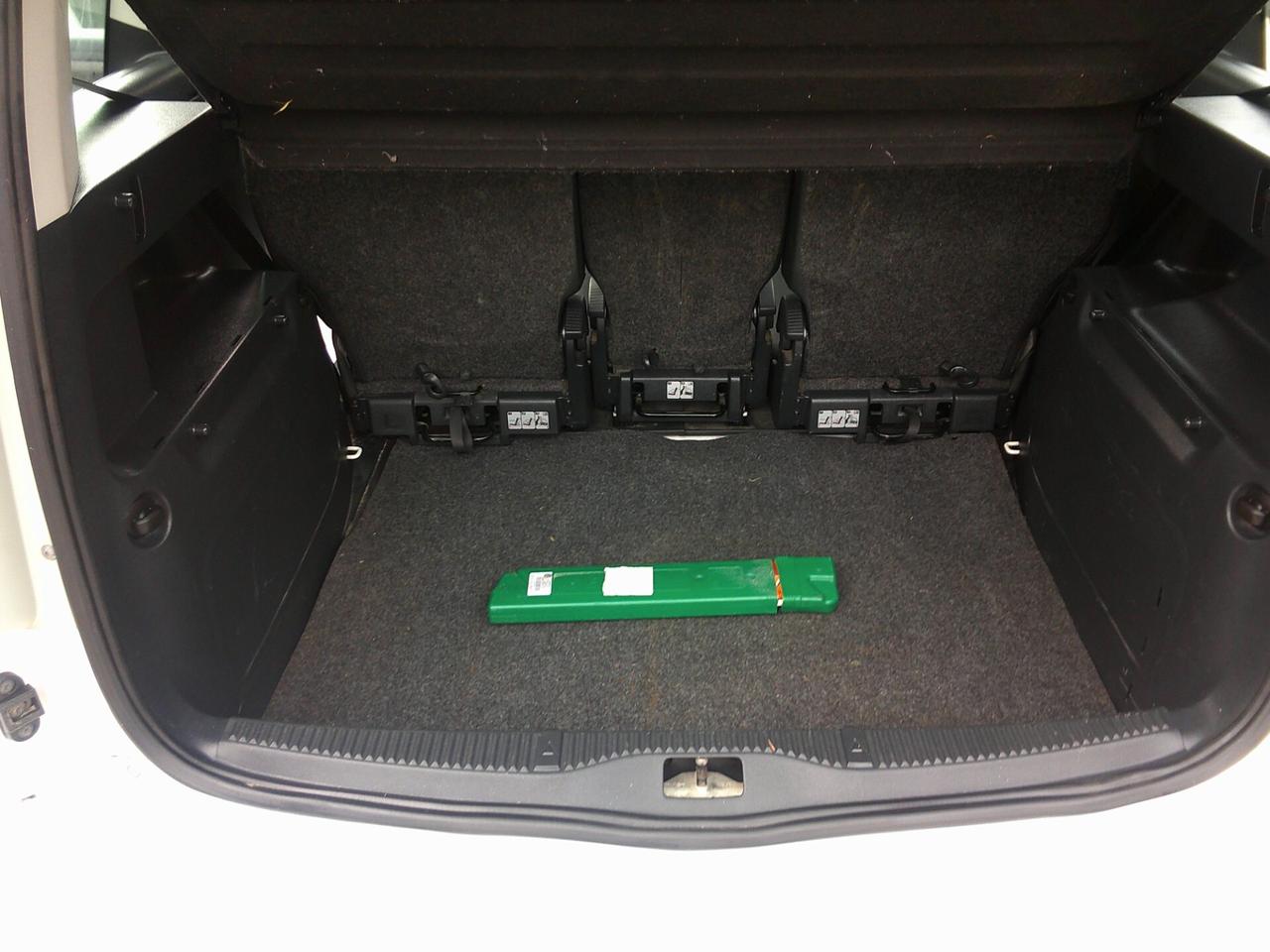 Skoda Roomster 1.6 TDI CR 90CV Scout 13