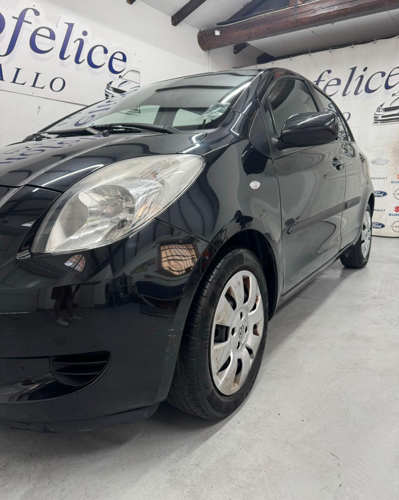 Toyota Yaris 1.3 5 porte