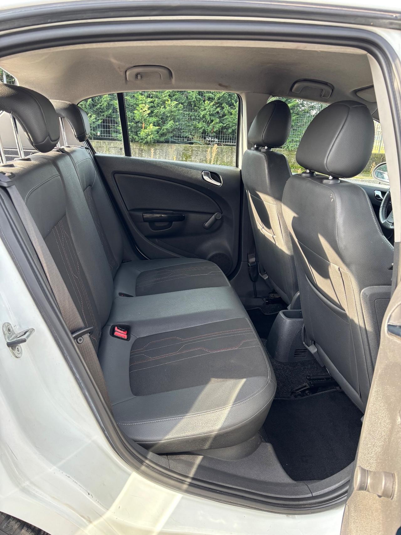 Opel Corsa 1.2 85CV 5 porte GPL-TECH Edition