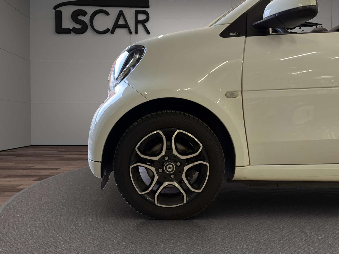 smart forTwo Fortwo Cabrio 1.0 Passion 71cv