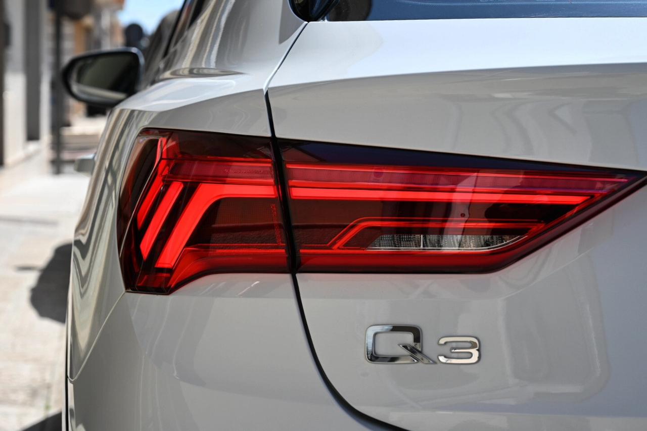 Audi Q3 SPORTBACK 35 TDI S tronic