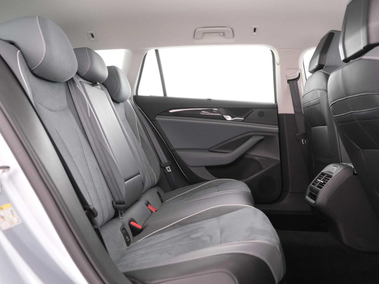Volkswagen Passat 2.0 tdi scr evo 150cv business dsg