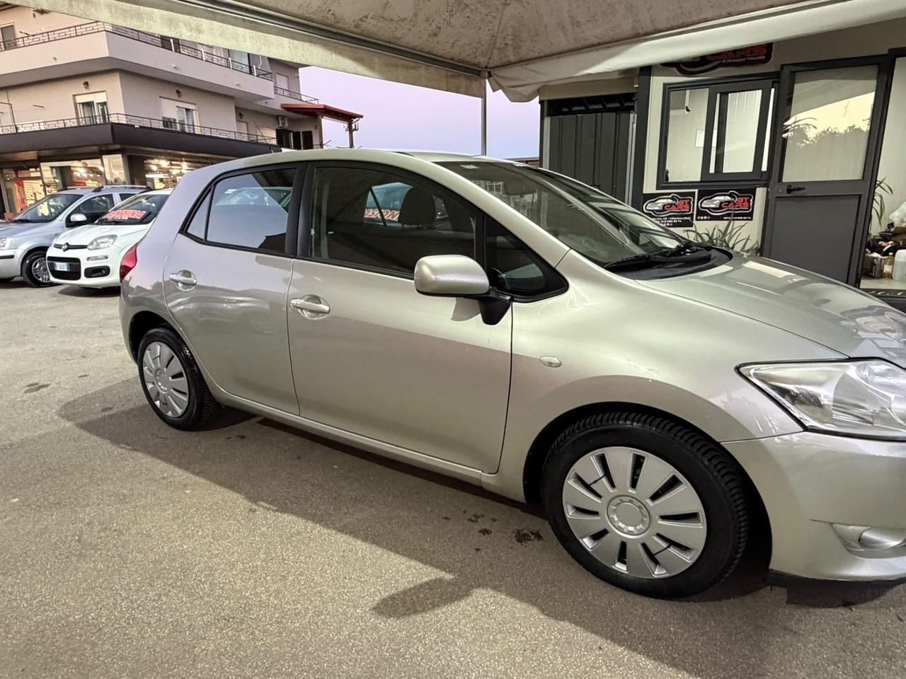 Toyota Auris 1.4 D-4D 5 porte Sol MY'08