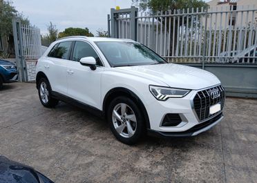 Audi Q3 35 TDI S tronic Business Advanced