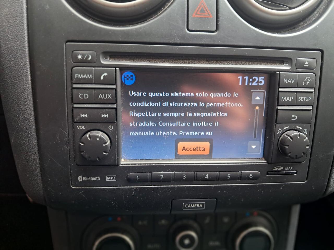 Nissan Qashqai 1.6 dCi-Navy+Tetto+360°-Euro 5990