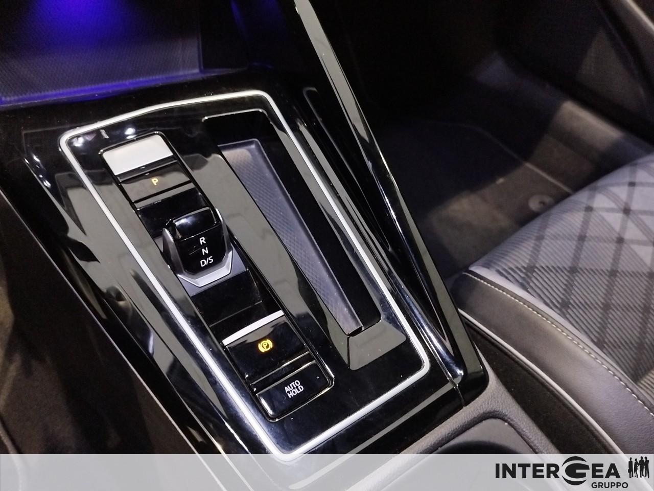 VOLKSWAGEN Golf 1.5 etsi evo R-Line 150cv dsg