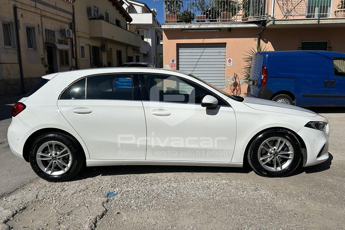 MERCEDES A 180 d Automatic Business