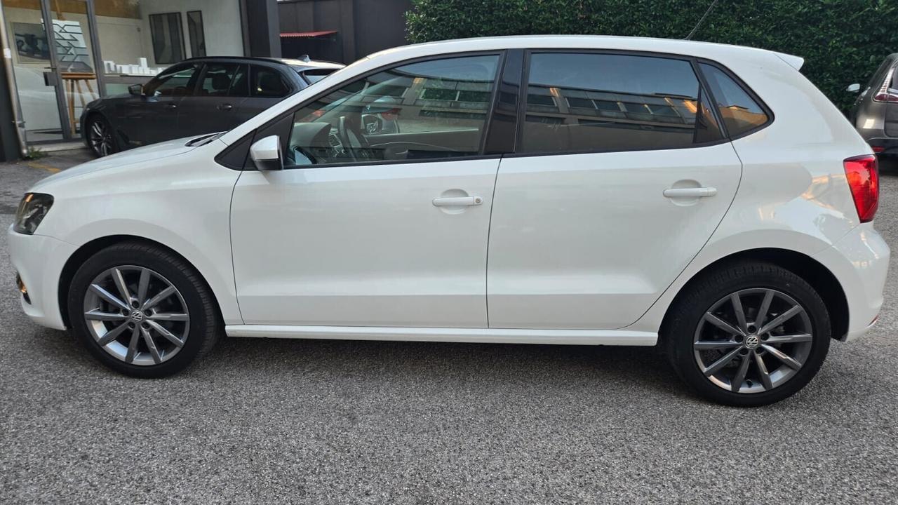 Volkswagen Polo Cross 1.2 TSI DSG BlueMotion Techn