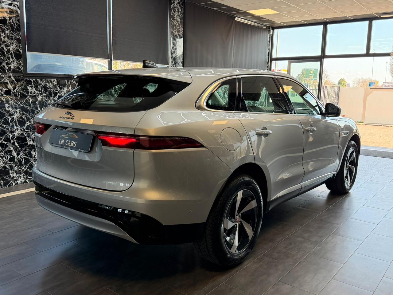 Jaguar F-Pace 2.0 D 204 CV AWD aut. R-Dynamic HSE