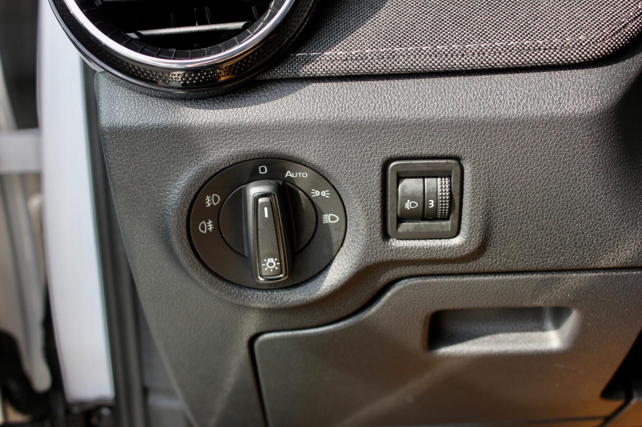 SKODA FABIA 1.0 TSI DSG 110 CV STYLE APPLE CAR PLAY SENSORI