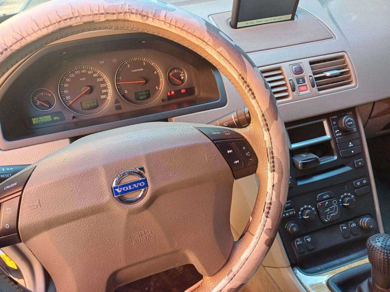 Volvo XC 90 XC90 2.4 D5 185 CV AWD 7 POSTI 4X4