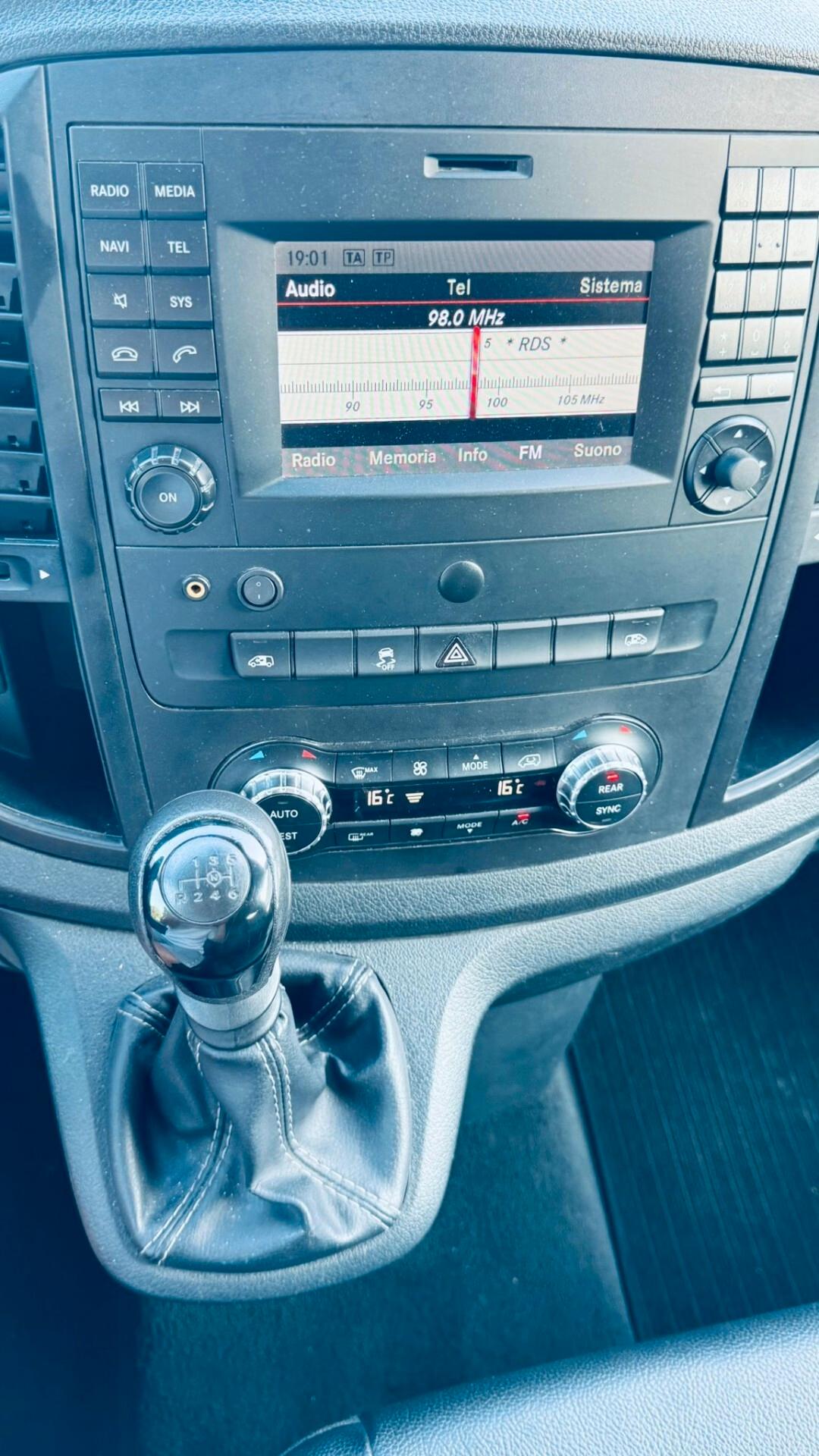 Mercedes-Benz Vito