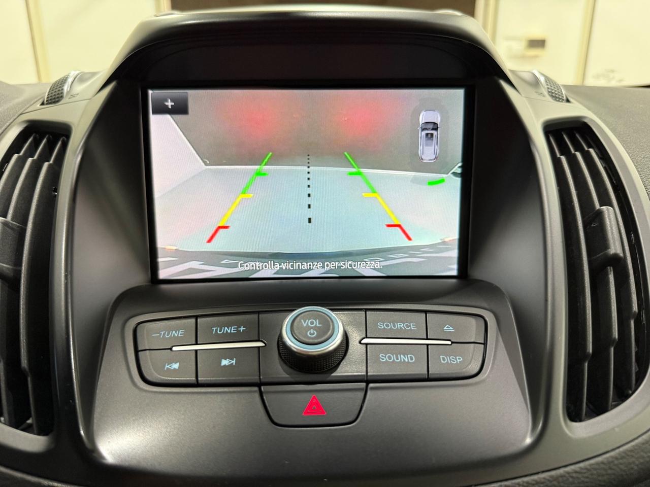 Ford Kuga 1.5 TDCI 120 CV ST-Line