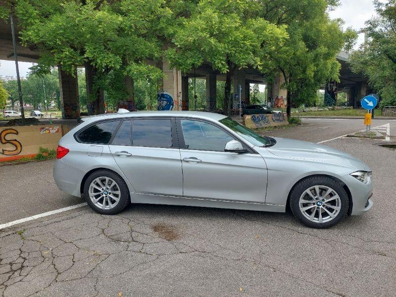Bmw 320 320d Touring Sport gomme nuove tagliandata euro6b