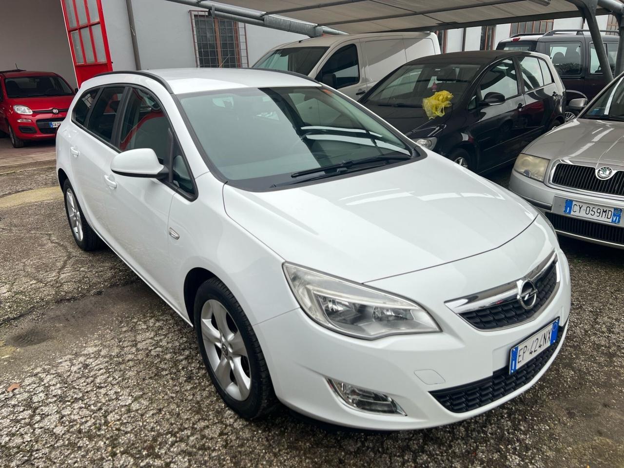 Opel Astra 1.7 CDTI 110CV Sports Tourer Elective