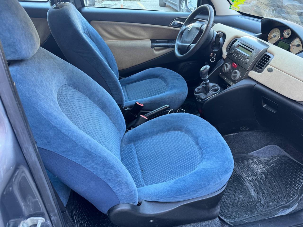Lancia Ypsilon 1.2 16V Oro 2006